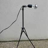 Tripod lamp