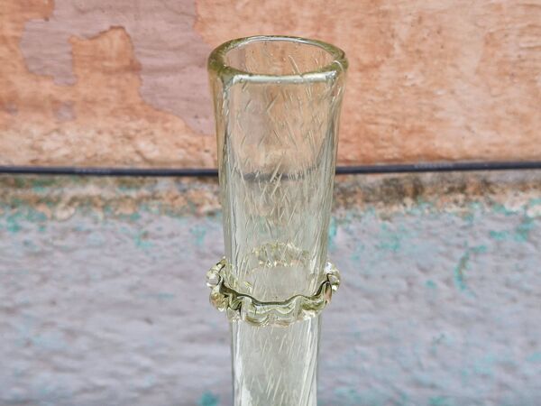 Carafe vintage signée Biot , Verre soufflé, bullé