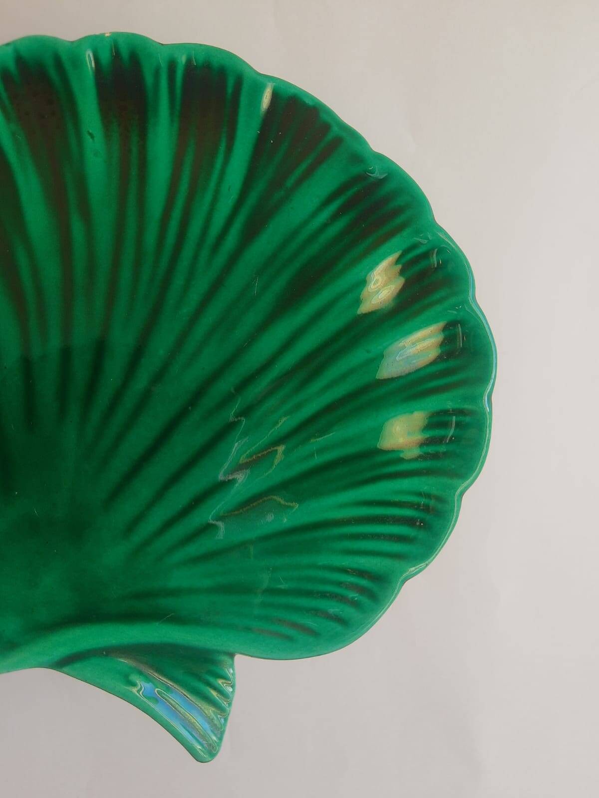 Petit plat coquille vert ancienne vintage