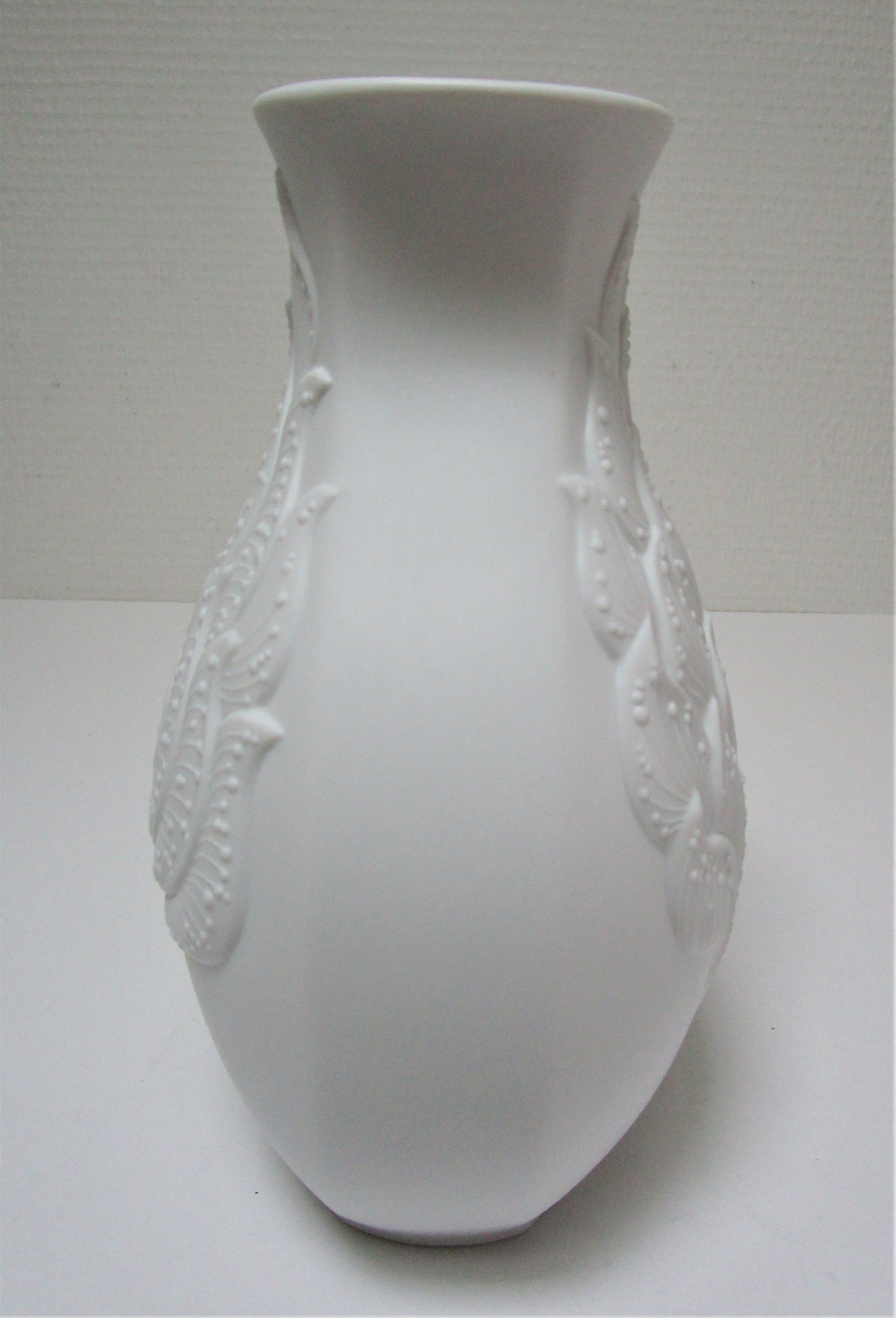 Porcelain vase biscuit Manfred Frey for AK Kaiser vintage vegetable decoration