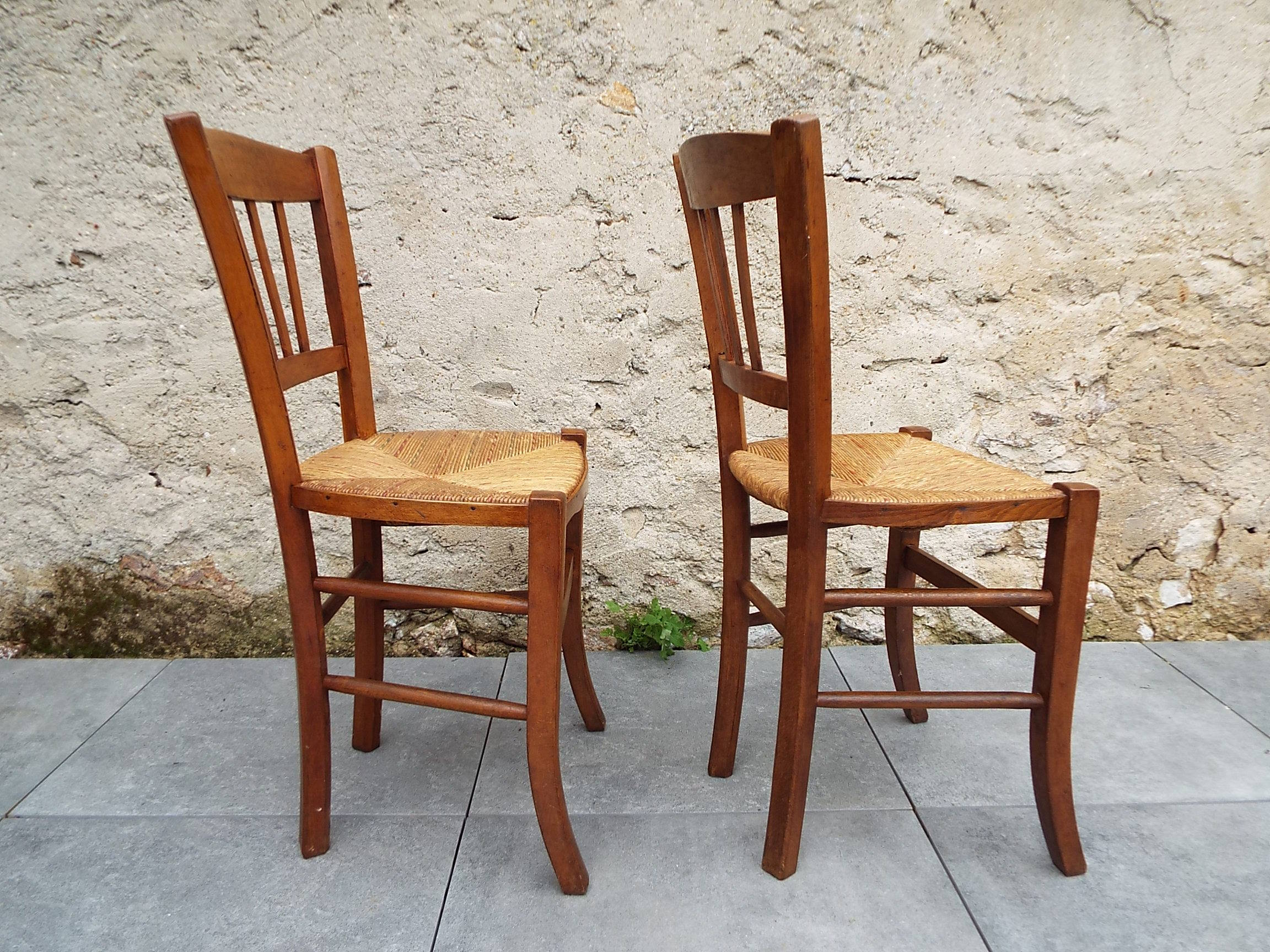 Set of 2 straw chairs