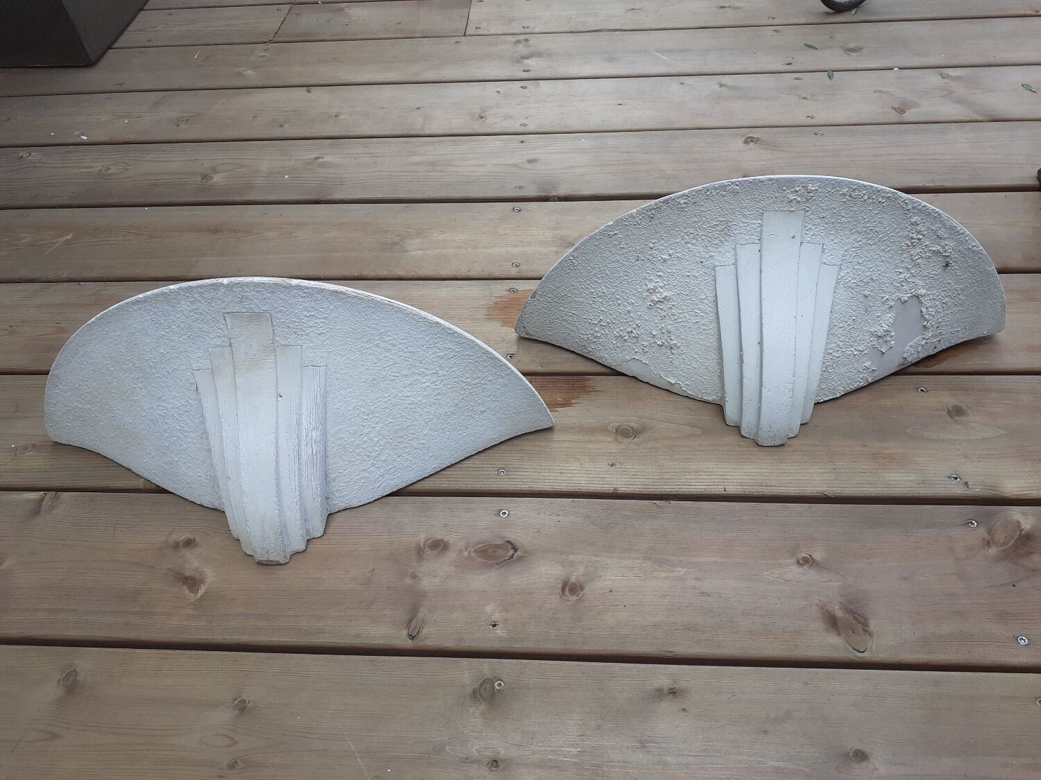 2 Art Deco wall lamps