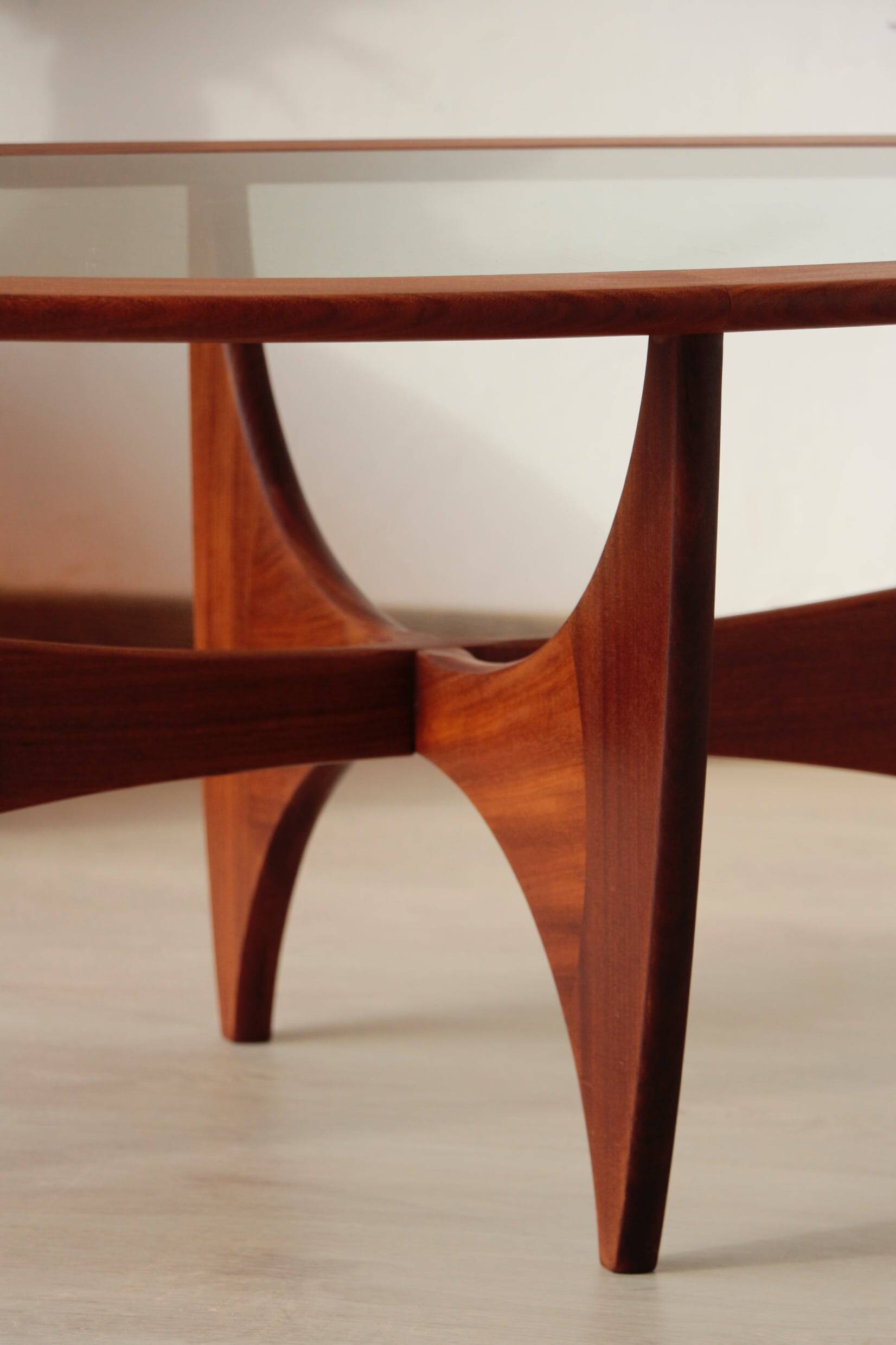 Oval coffee table - Astro model - G Plan