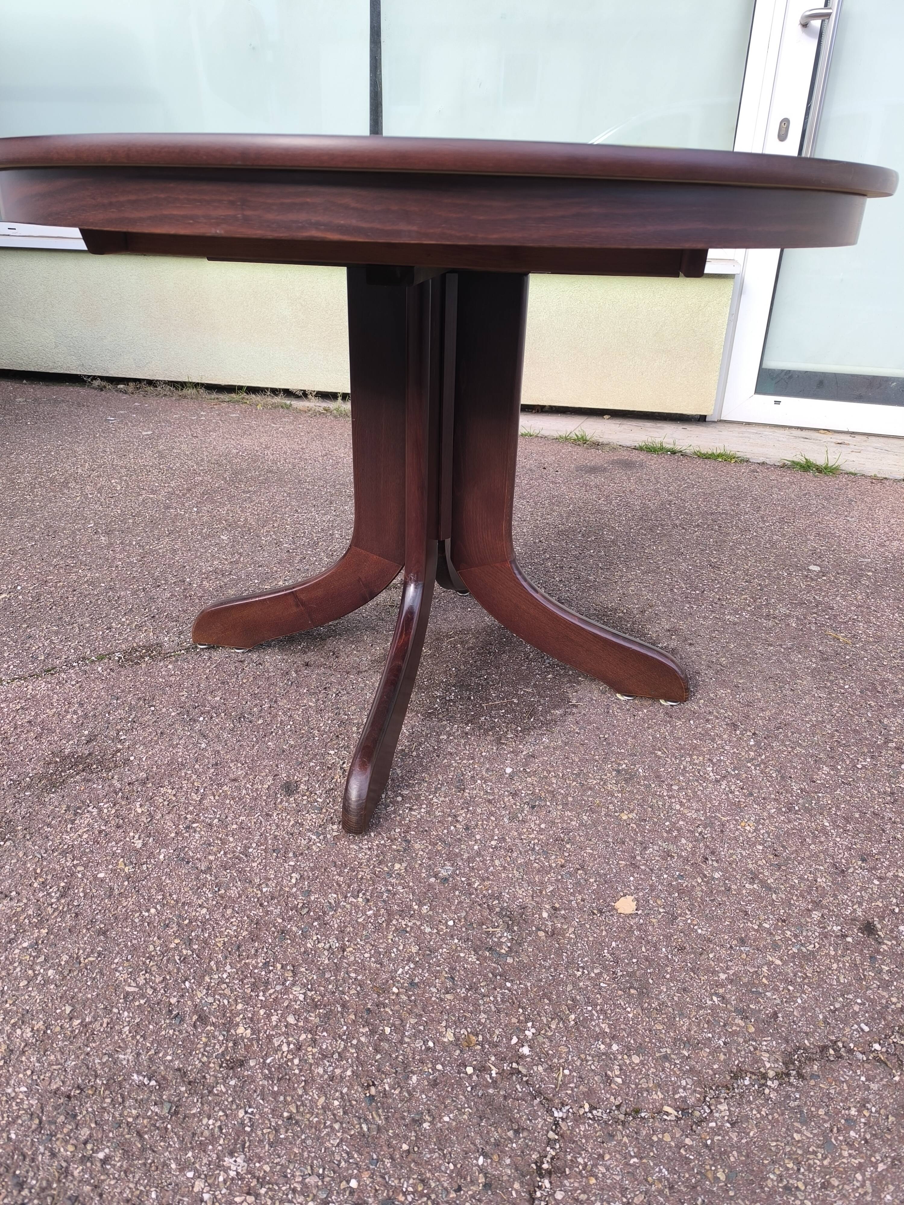 Table ronde extensible 4 à 6 personnes bois