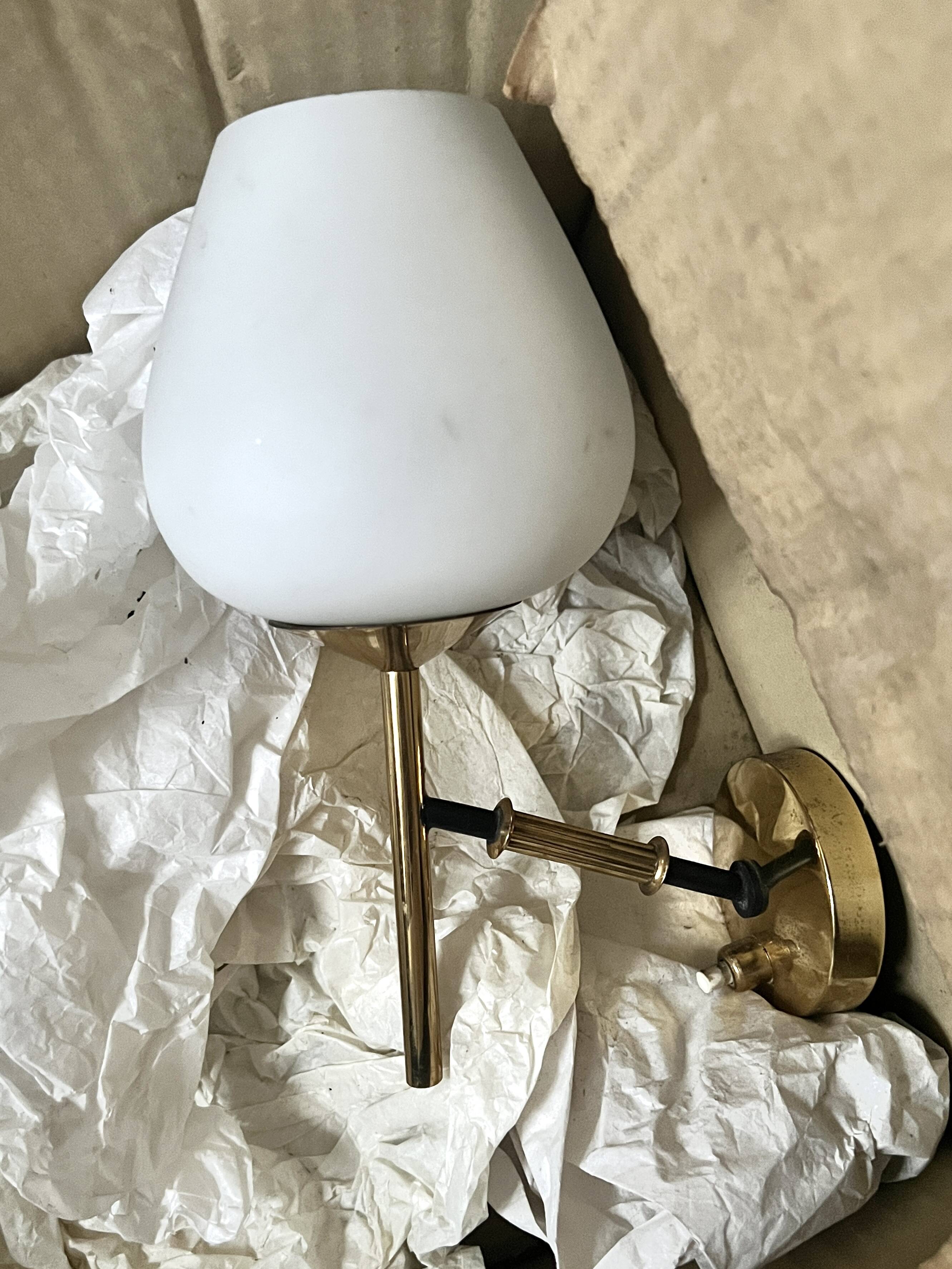 Brass and white opaline glass wall light, Arlus design 1950.