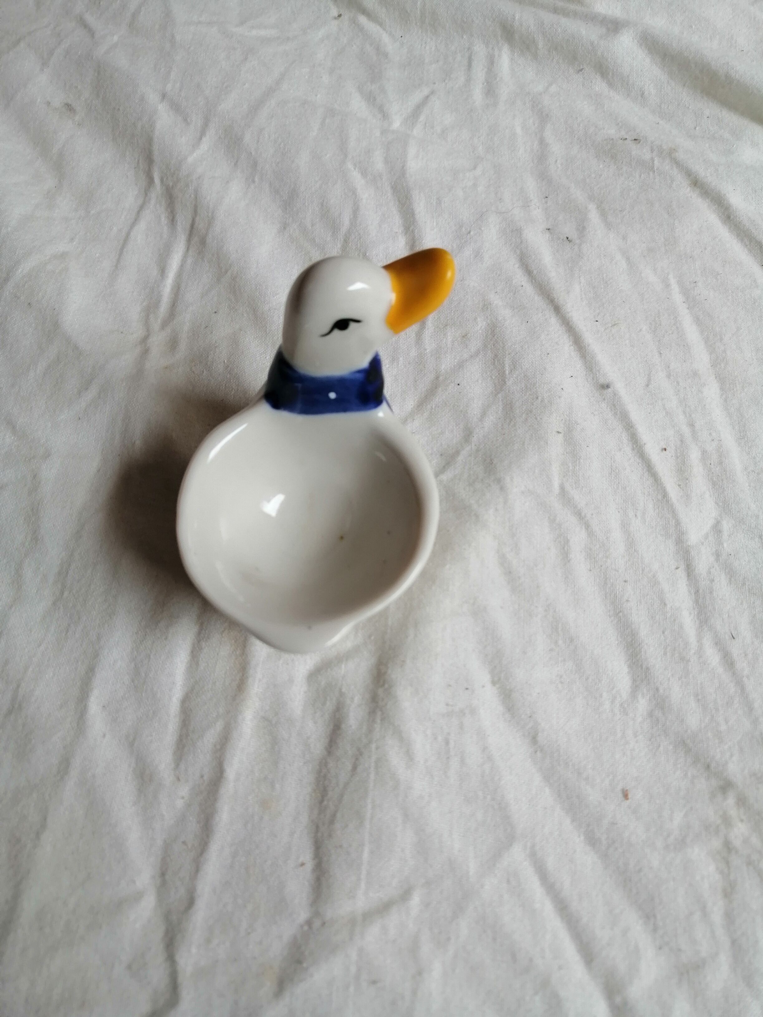 Vintage ceramic duck eggcups