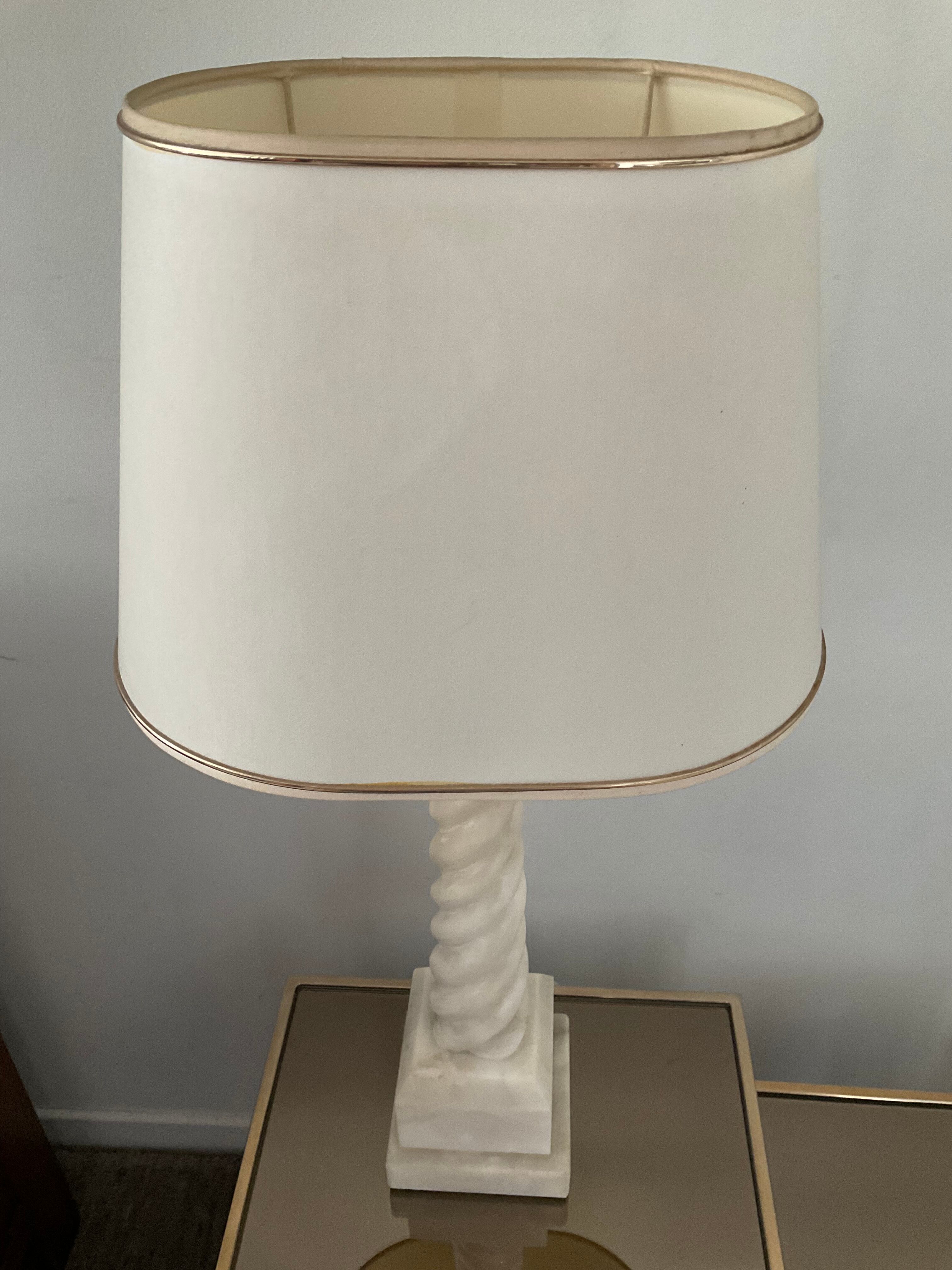 Vintage column lamp in white marble 70s