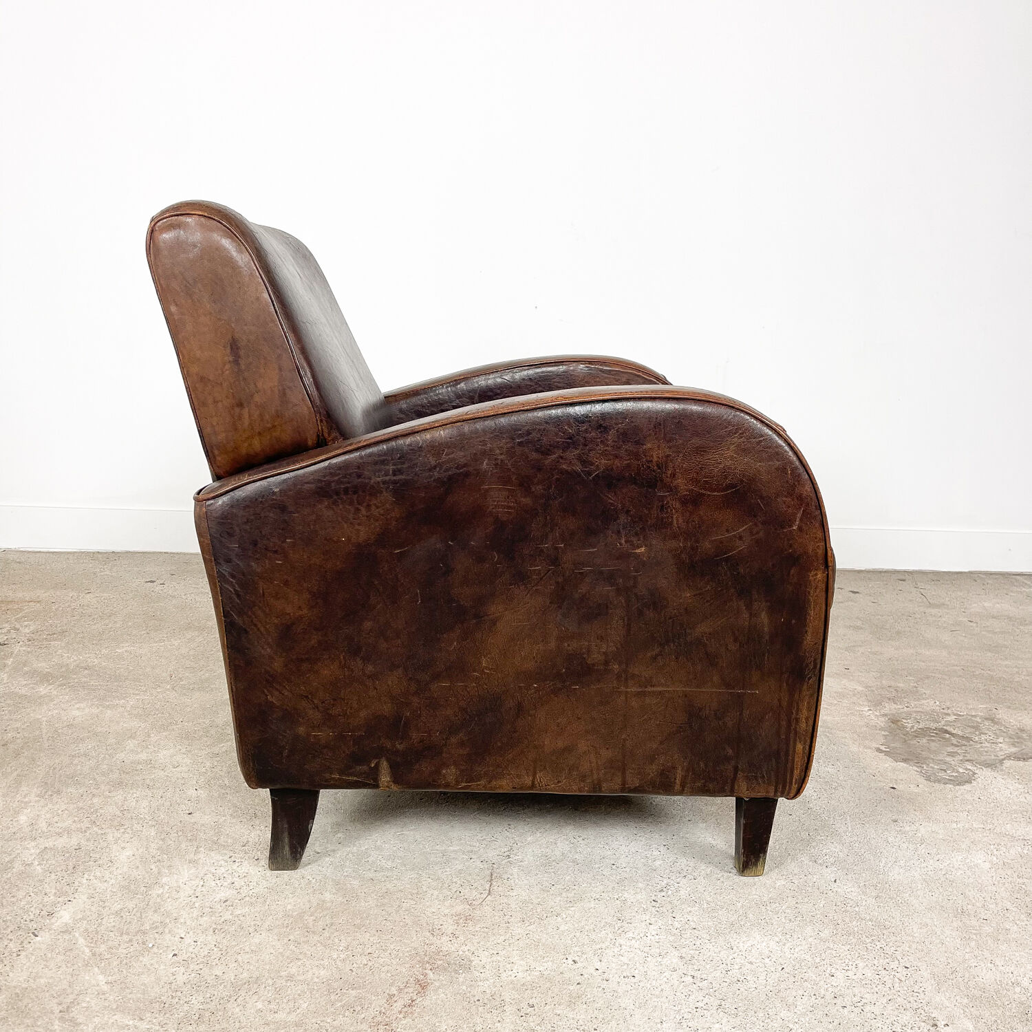 Vintage Sheep leather wagon wheel clubchair Holten