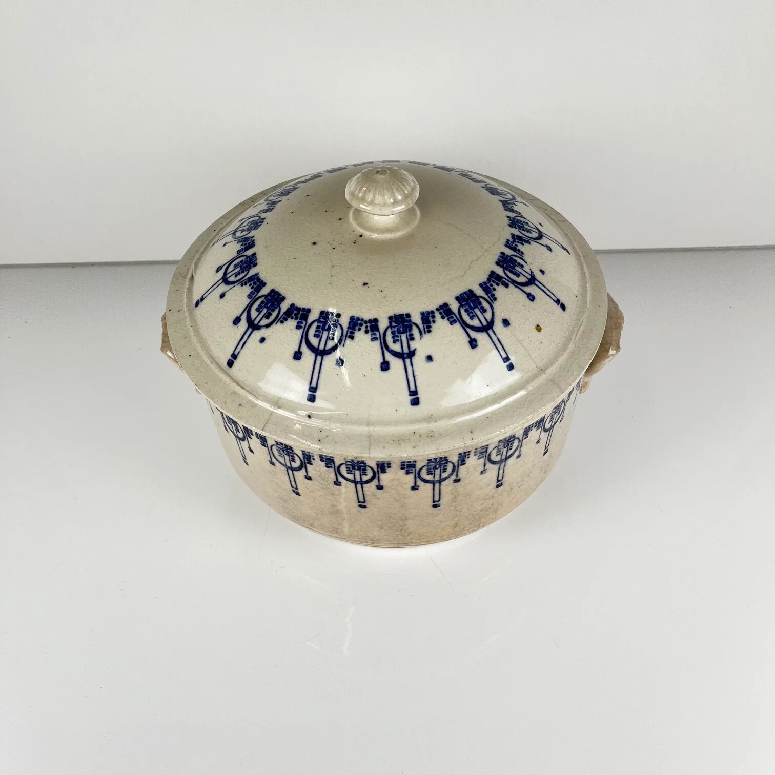 Old stoneware hot water bottle / casserole from Saint Uze, blue decoration, early 20th century.