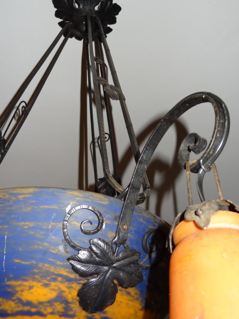 Art Deco Lustre Noverdy France in beaten iron