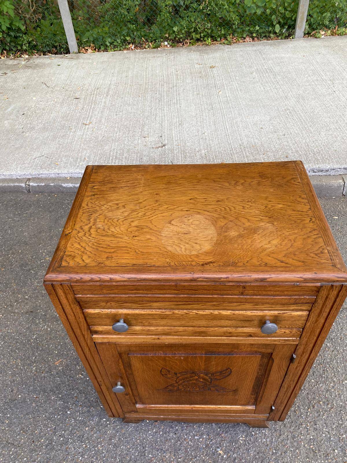 Art Deco commode confiturier from 1940 in solid oak.
