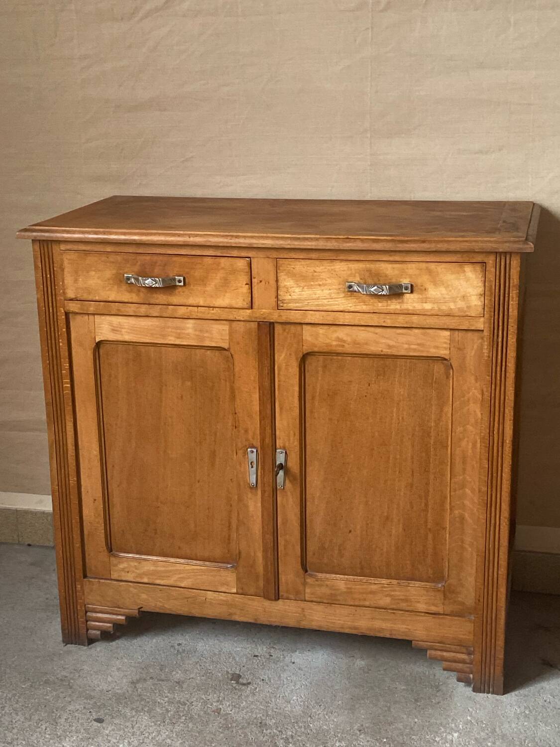 Buffet parisien en bois blond
