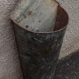 Umbrella door / zinc flower pot