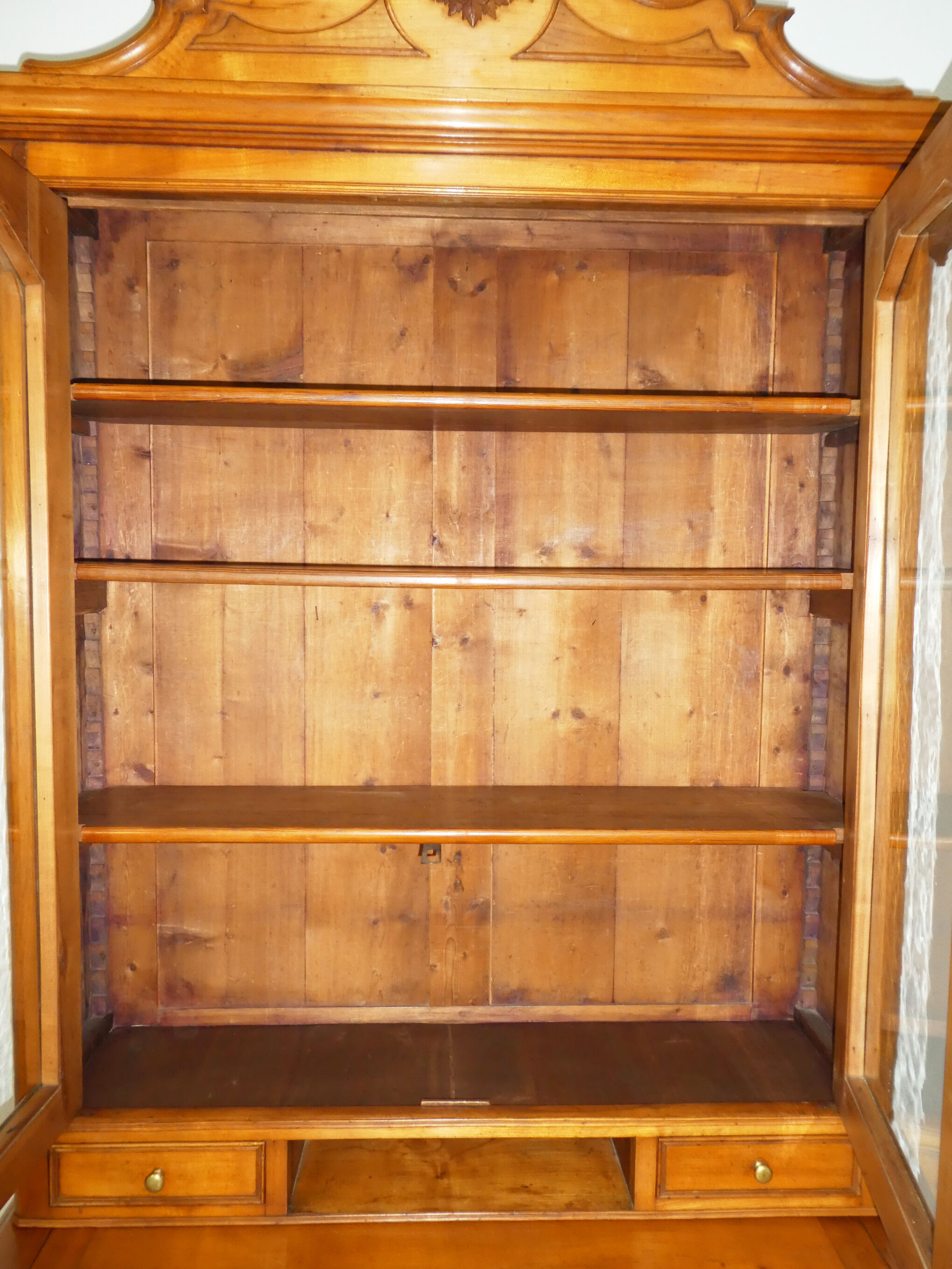 Bureau vitrine Louis Philippe en merisier 19eme