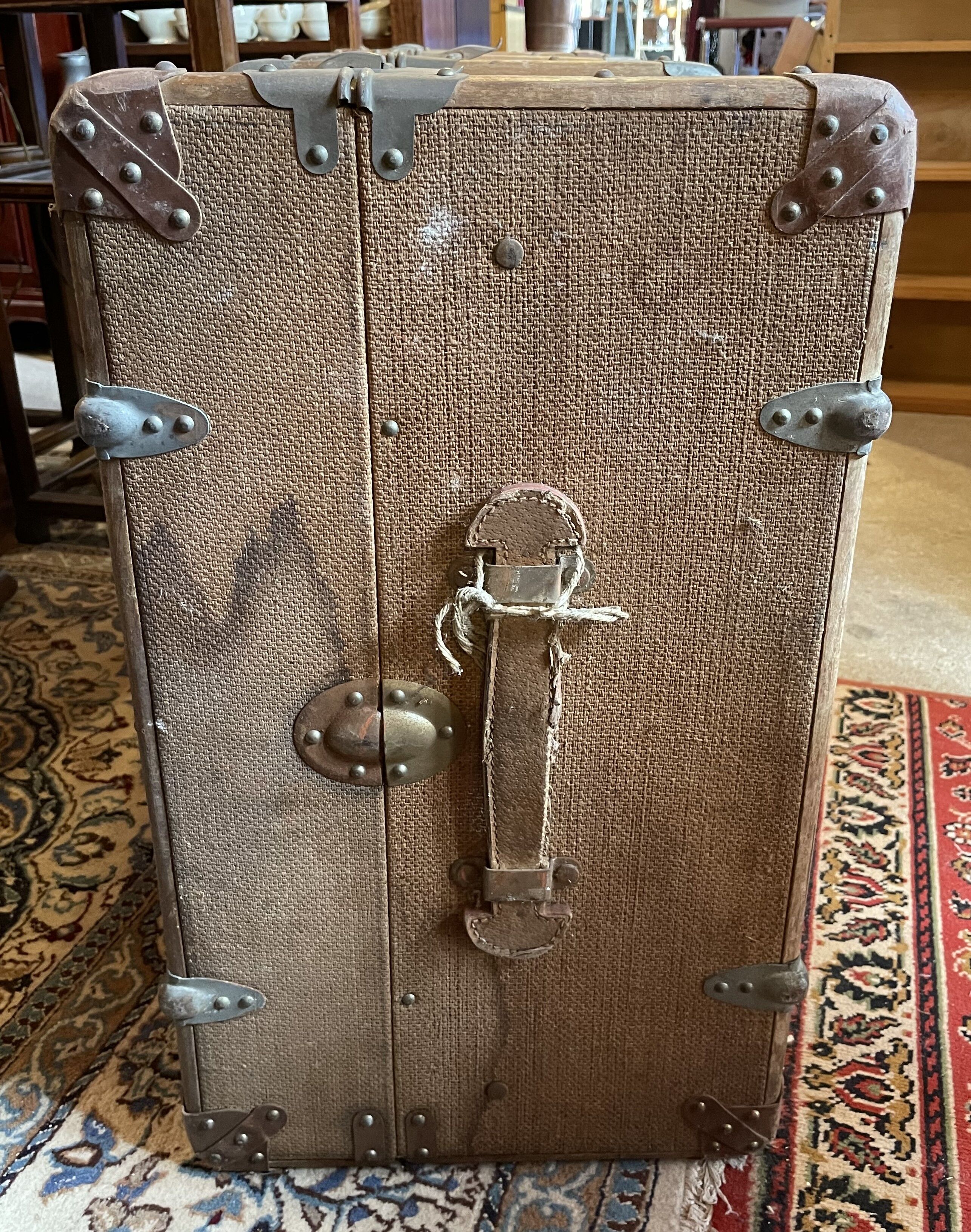 Old flat trunk totally covered with jute and wooden sleepers