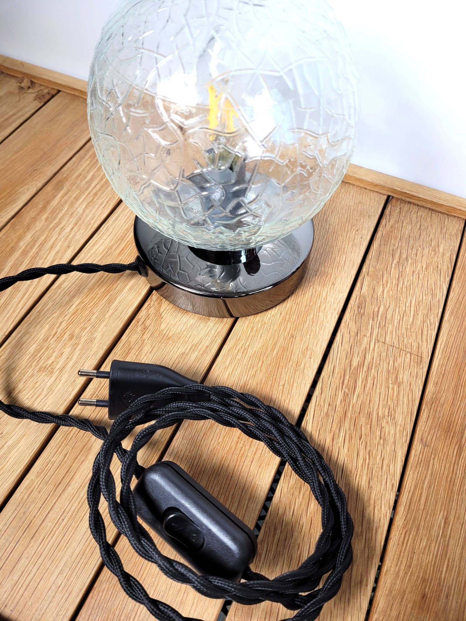 Lampe à poser globe veiné vintage