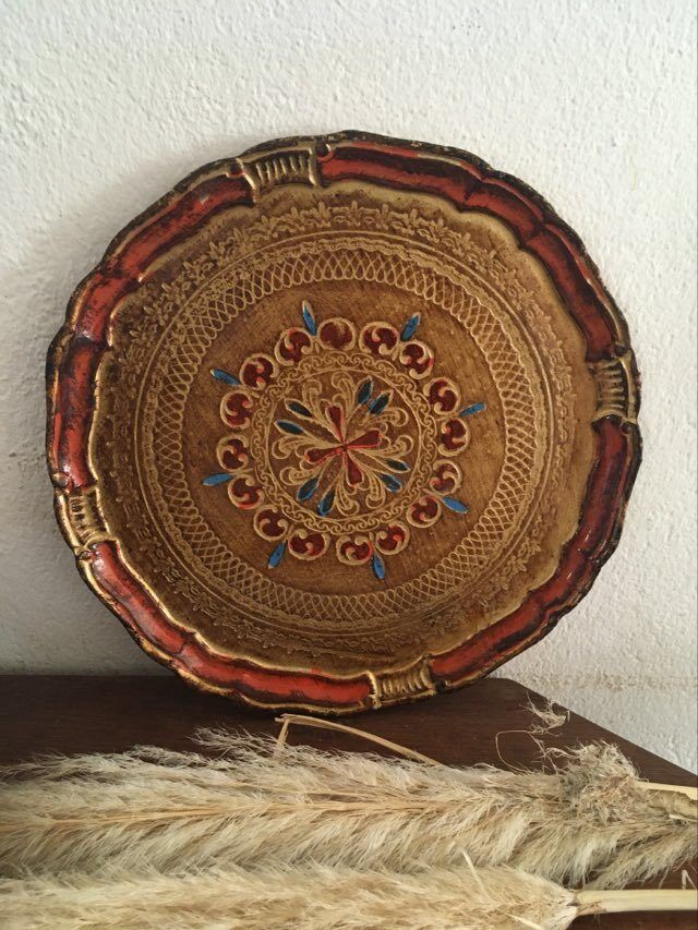 Venetian style tray
