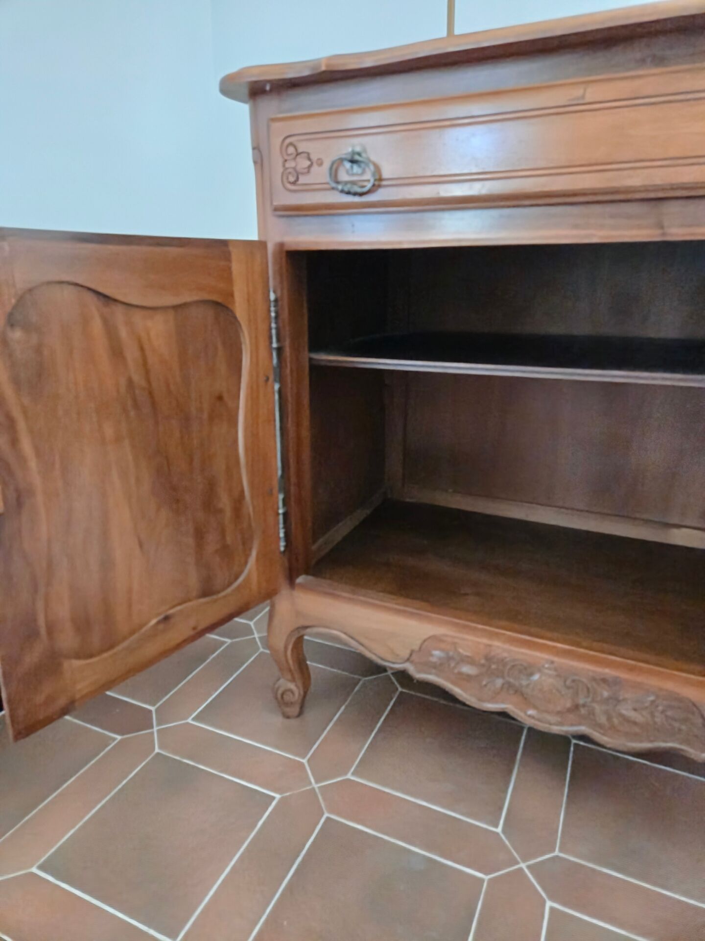 Small sideboard / Walnut sideboard in Louis XV style