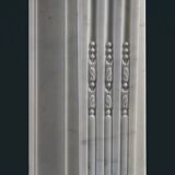 Cheminée en marbre statuaire de style Louis XVI