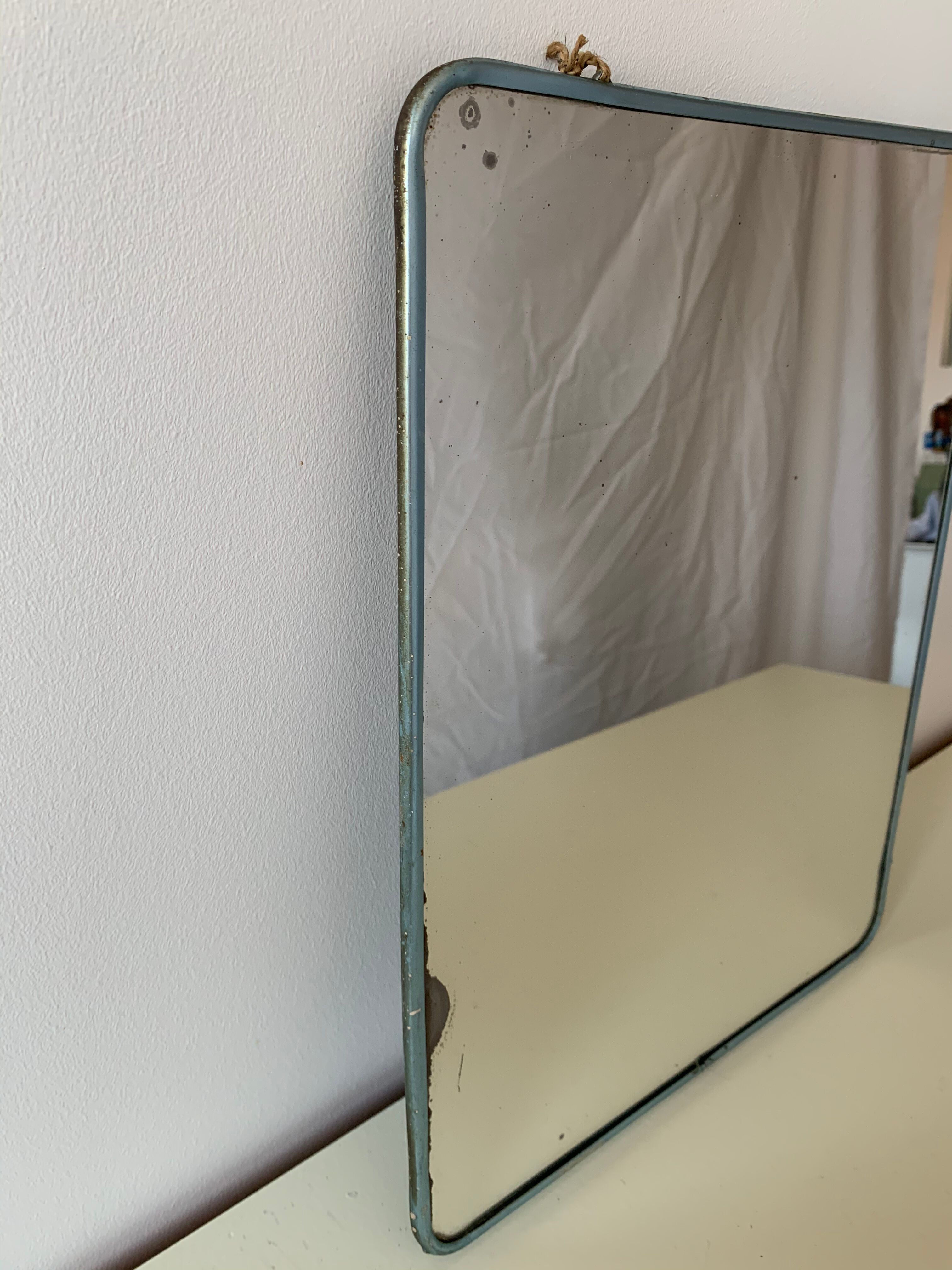 Miroir de barbier avec chaînette 30x39cm