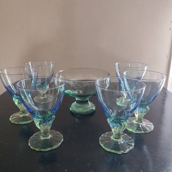 Lot de 6 verres et une coupe Bormioli Rocco Bahia, Italie