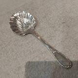 Silver-plated strawberry serving spoon, goldsmith Ercuis, laurels LXVI