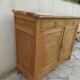 Buffet Art Déco en bois naturel, charme authentique.