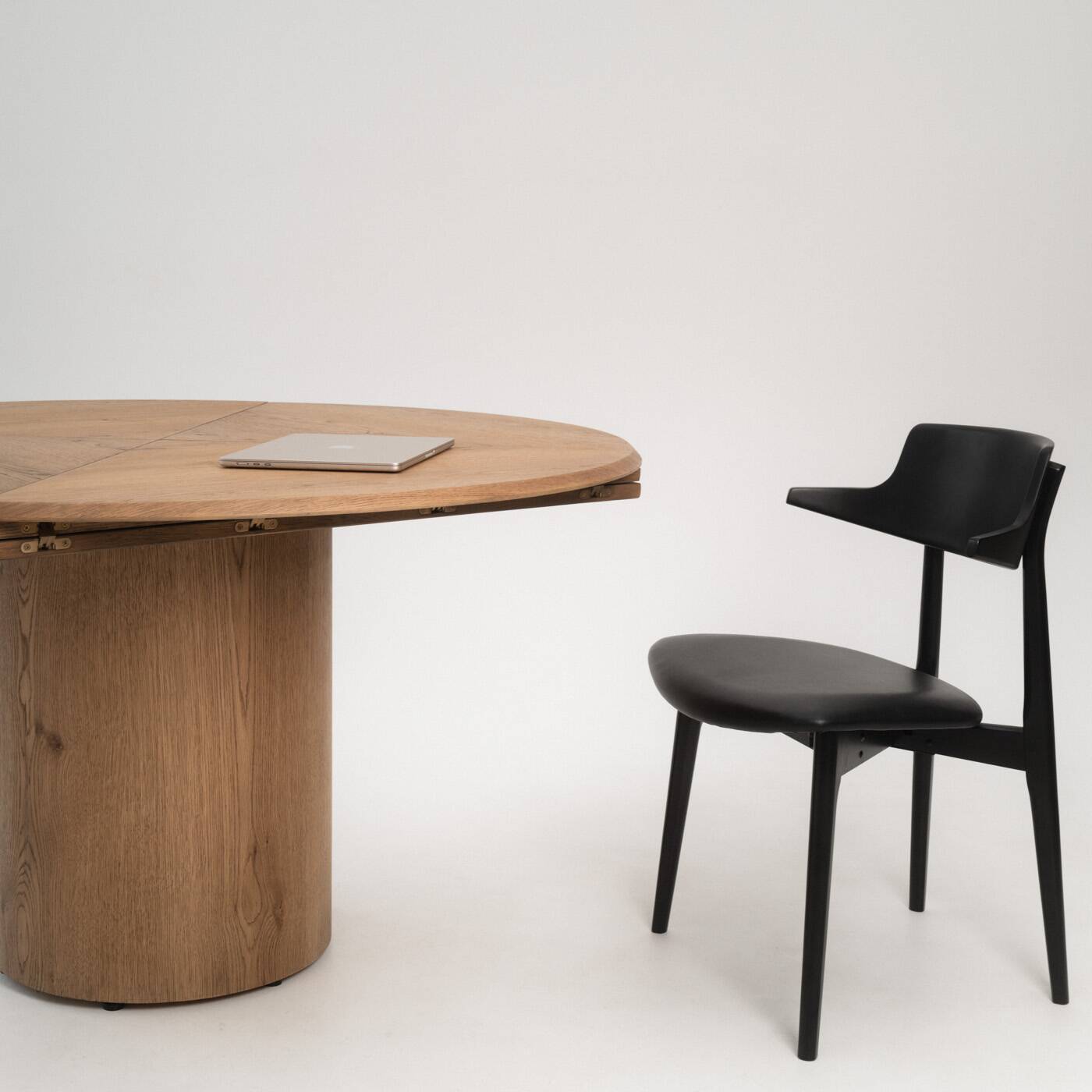 Natural Oak Round/Square Table