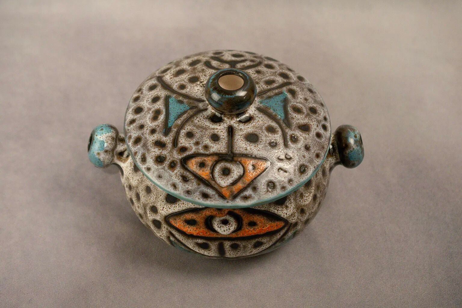 A meerschaum ceramic bonbonnière attributed to Marius Bessone