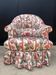 Fauteuil crapaud satin fleuri ancien