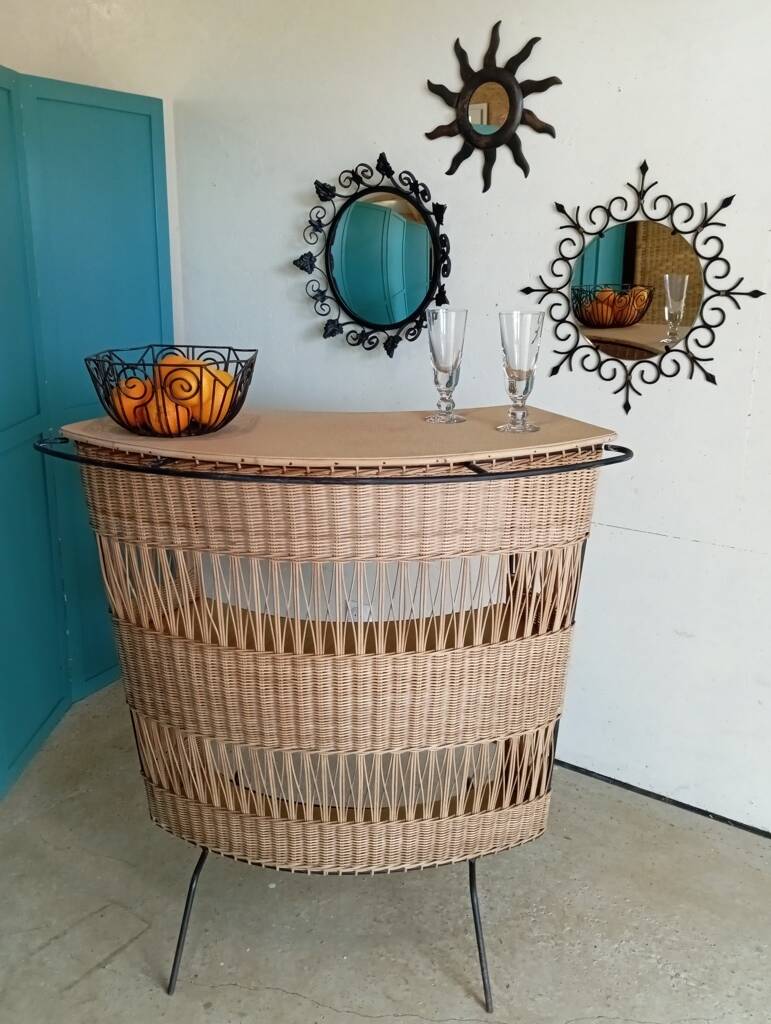 1960s rattan and metal bar counter