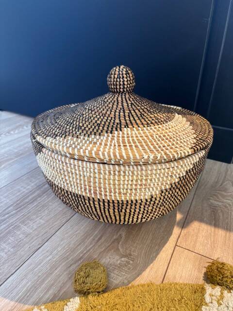 Moroccan spirit basket