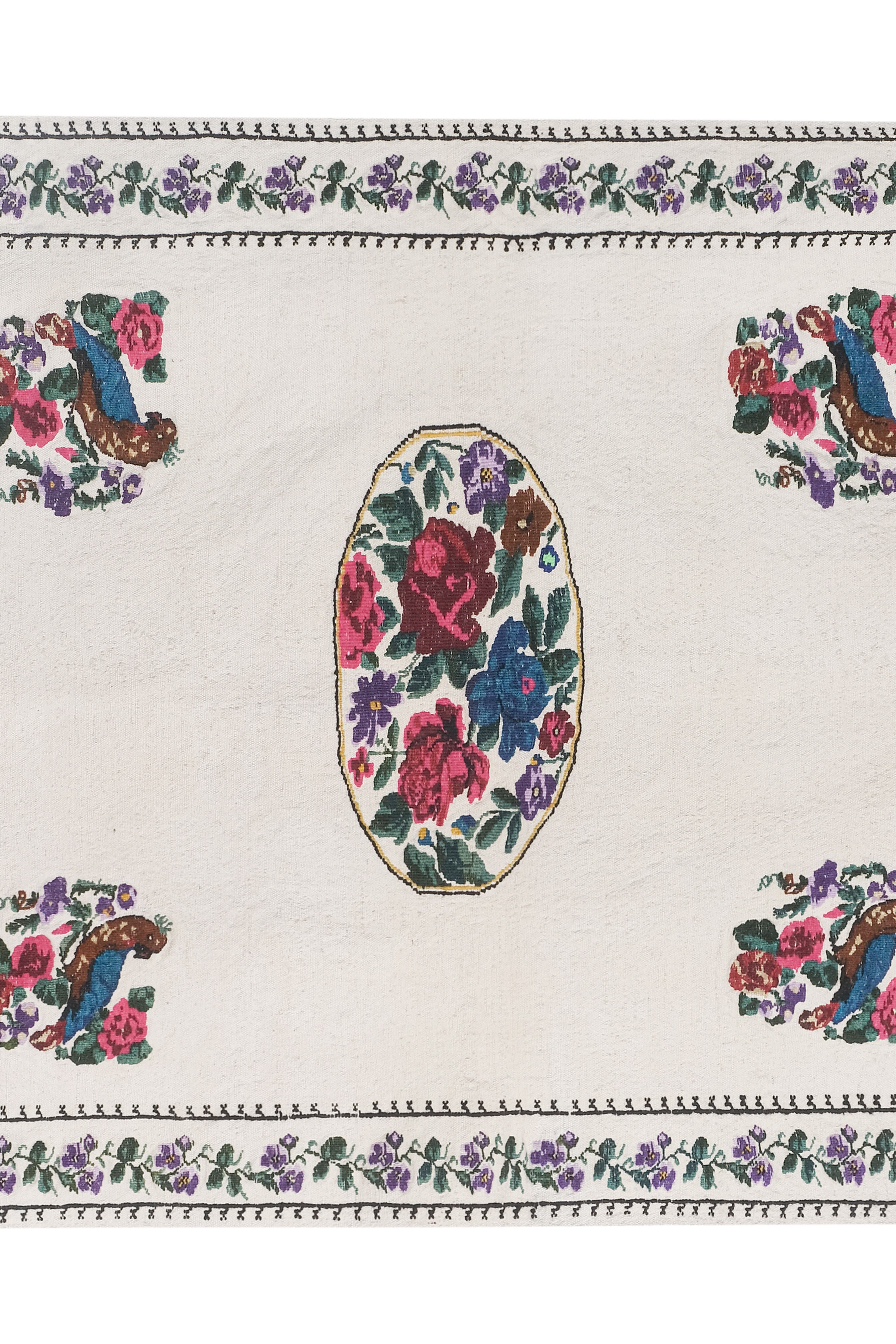 Vintage Turkish rug from Oushak, hand-woven 115x144 cm