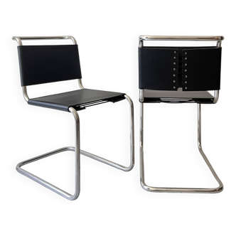 2 B33 chairs in chromed metal and black leather
