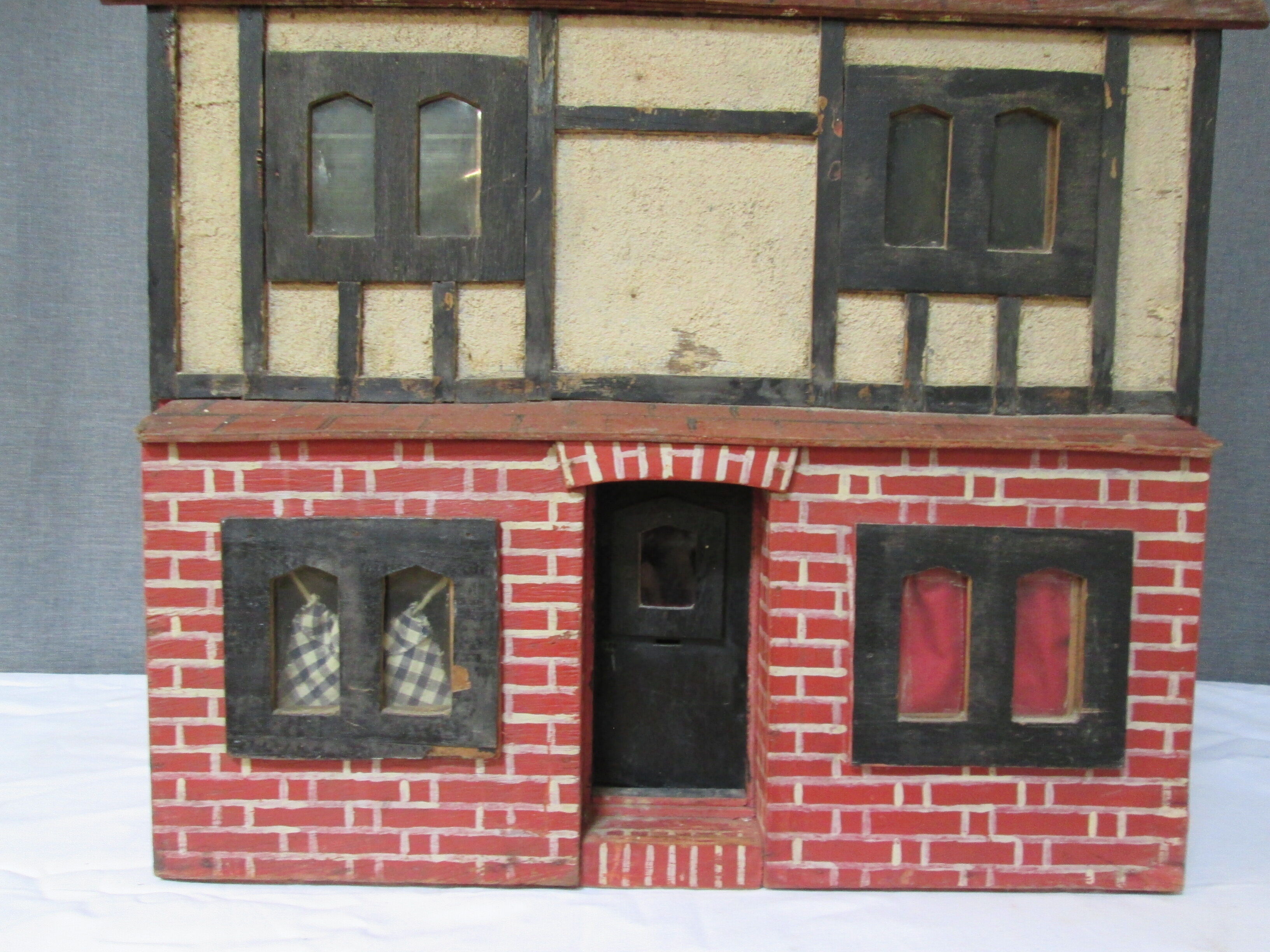 Old dollhouse