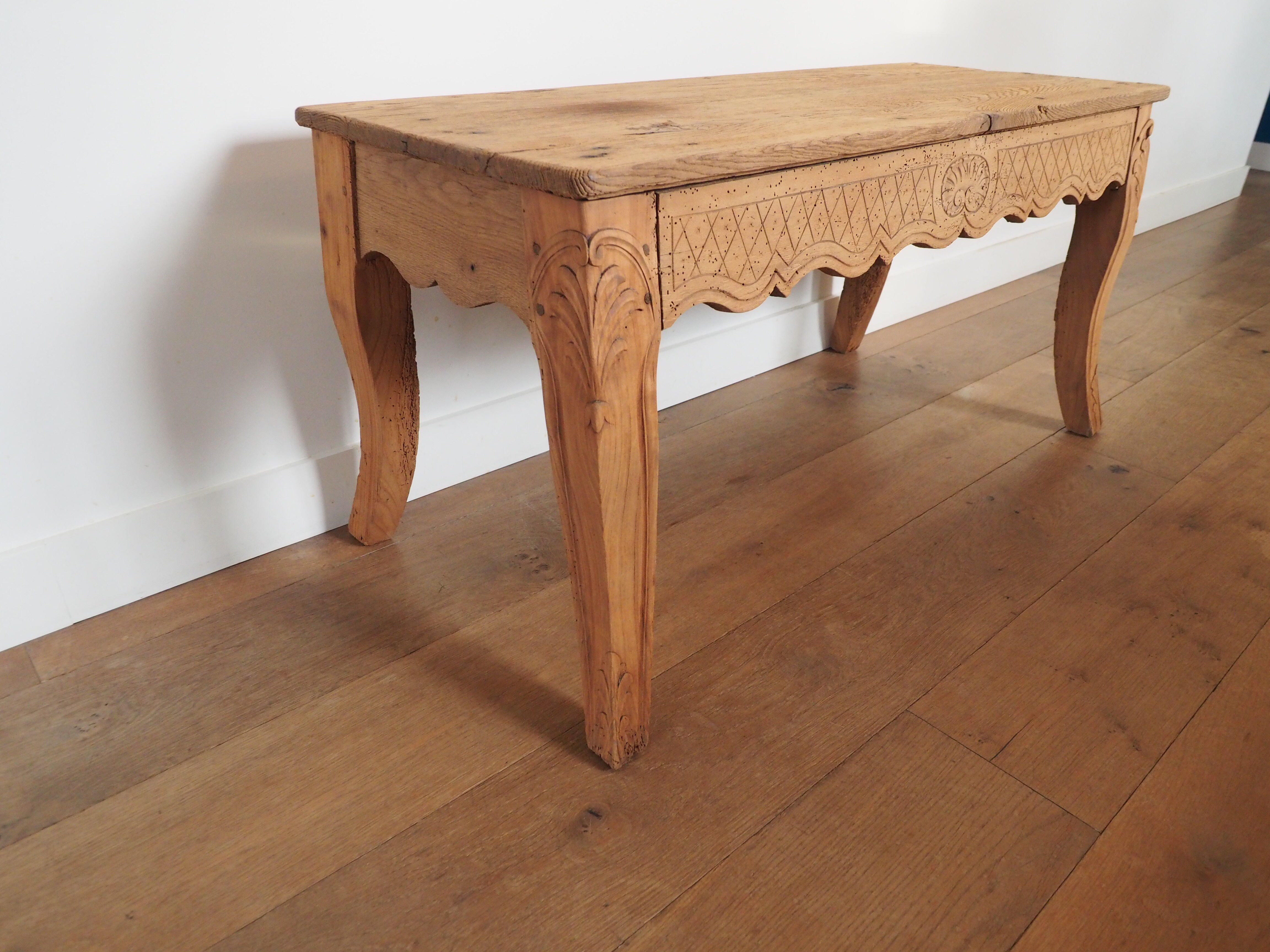 18th oak coffee table