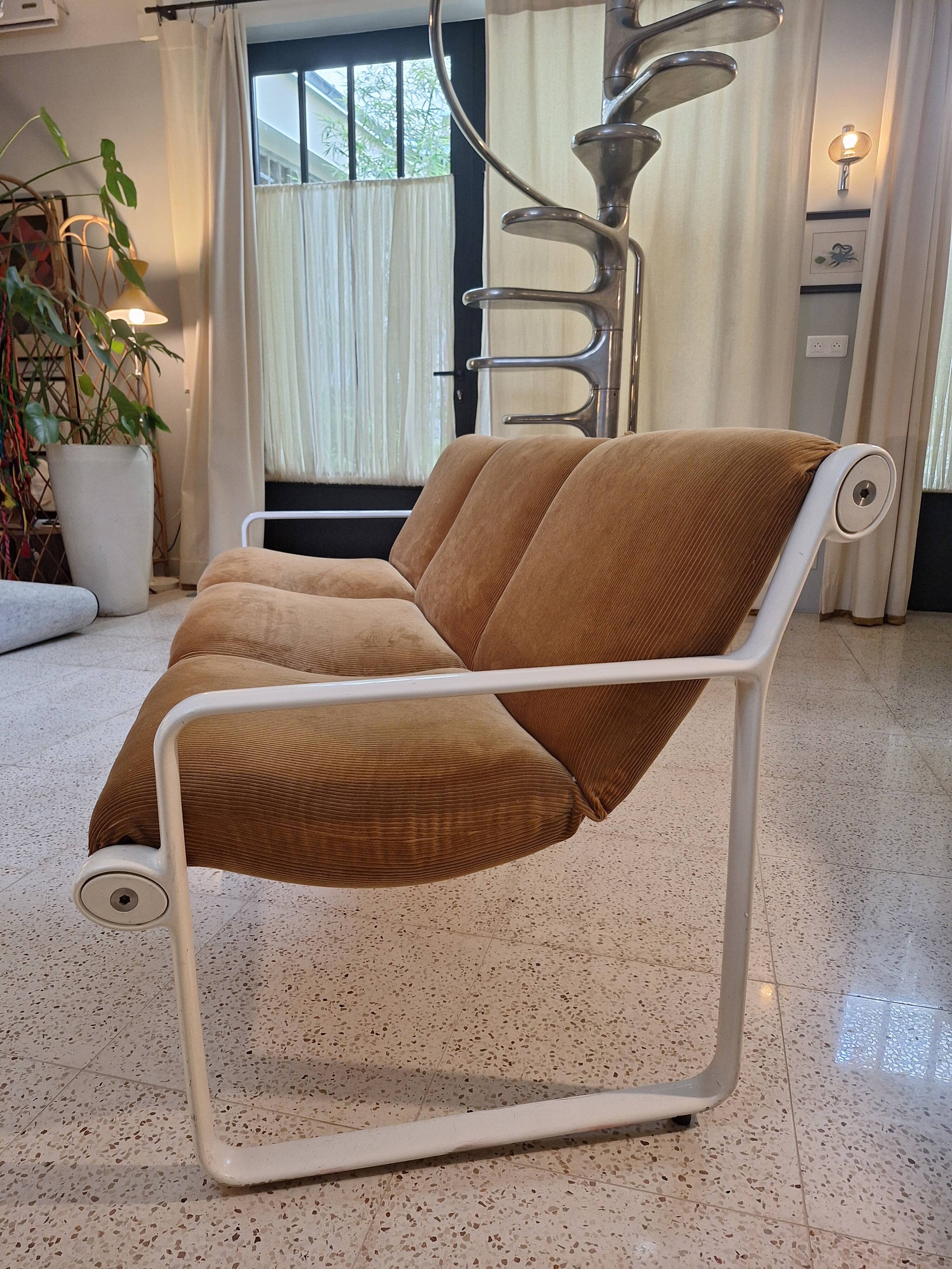 3 seater sofa by Bruce Hannah and Andrew Morrison for Knoll, 1970s.