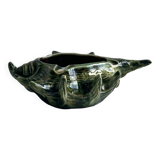 Green shell-shaped ashtray.
