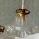 Deux suspensions tulippes vintage en verre moulé