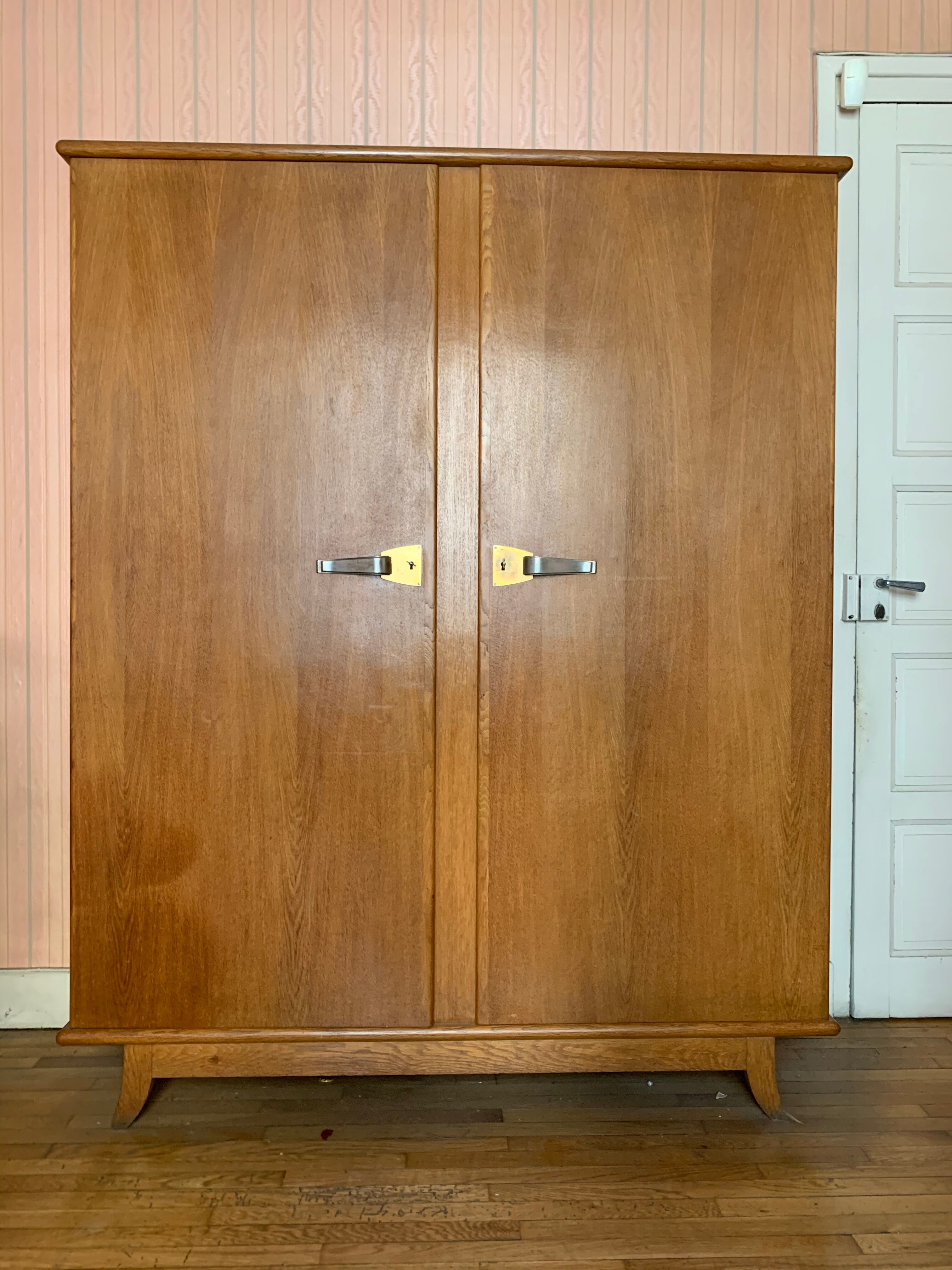 cabinet from the 40s/50s