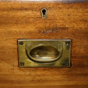 Commode de campagne militaire en acajou circa 1880
