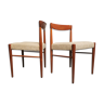 Paire de chaises latérales danoises du milieu du siècle par H. W. Klein, années 1960
