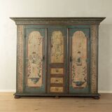 Antique wardrobe from the 19th century