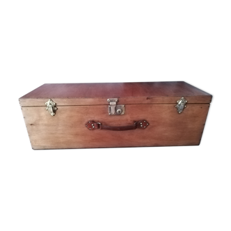 Wooden trunk suitcase