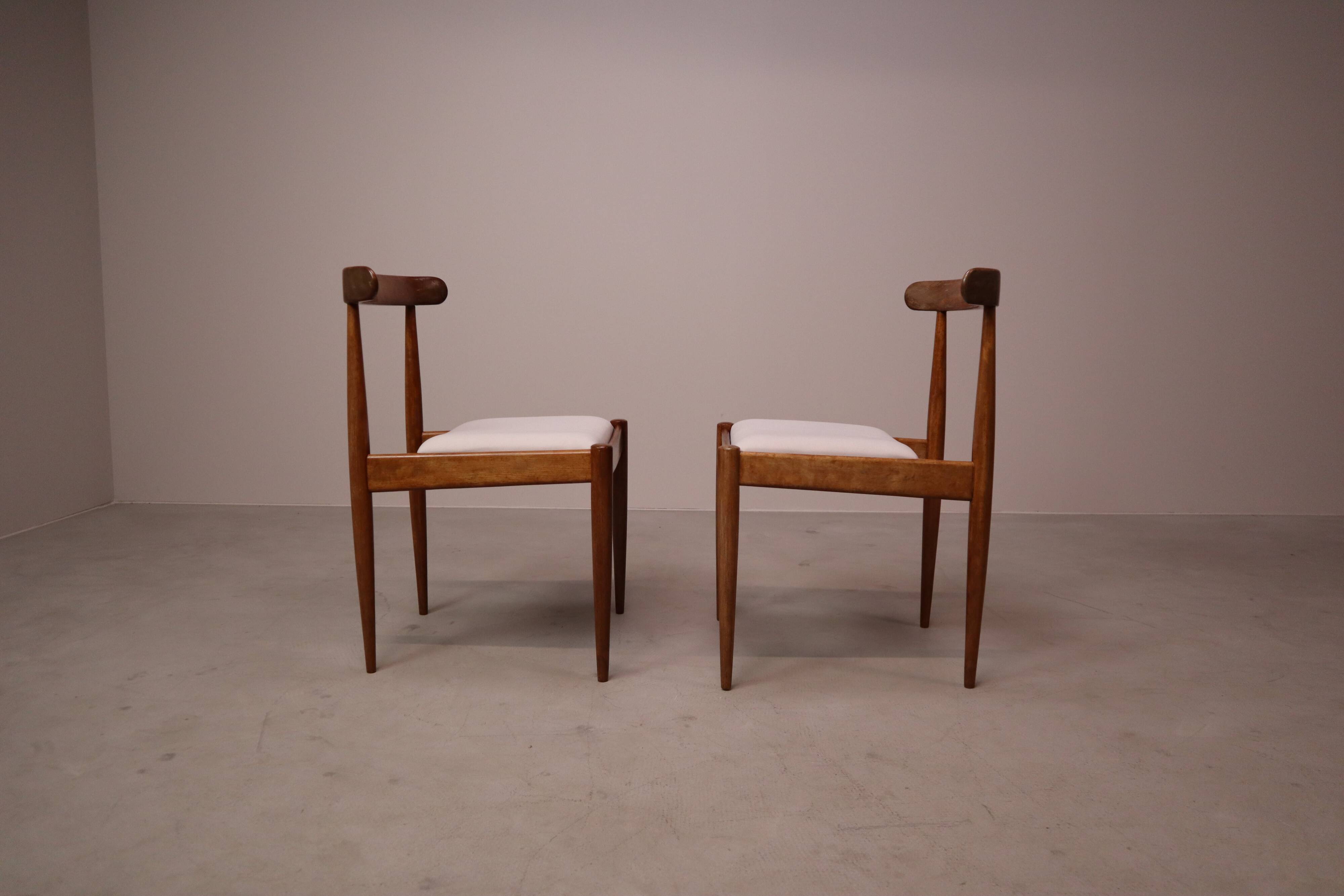 Set of six Alfred Hendrickx Model 500 dining chairs in Rosewood,