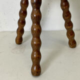 Tripod twisted feet stool