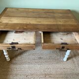 Farm table