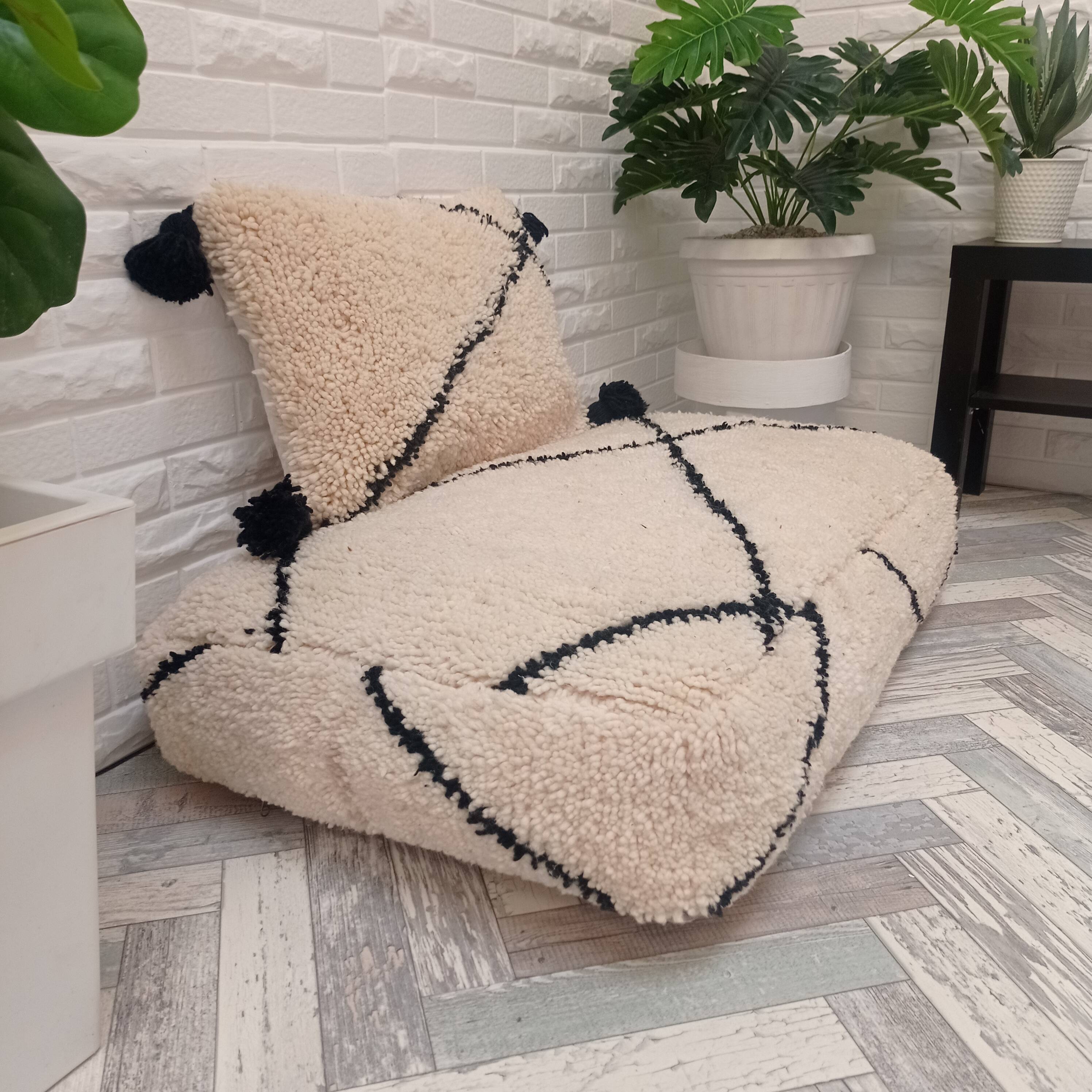 Pouf  berbère fait main en laine