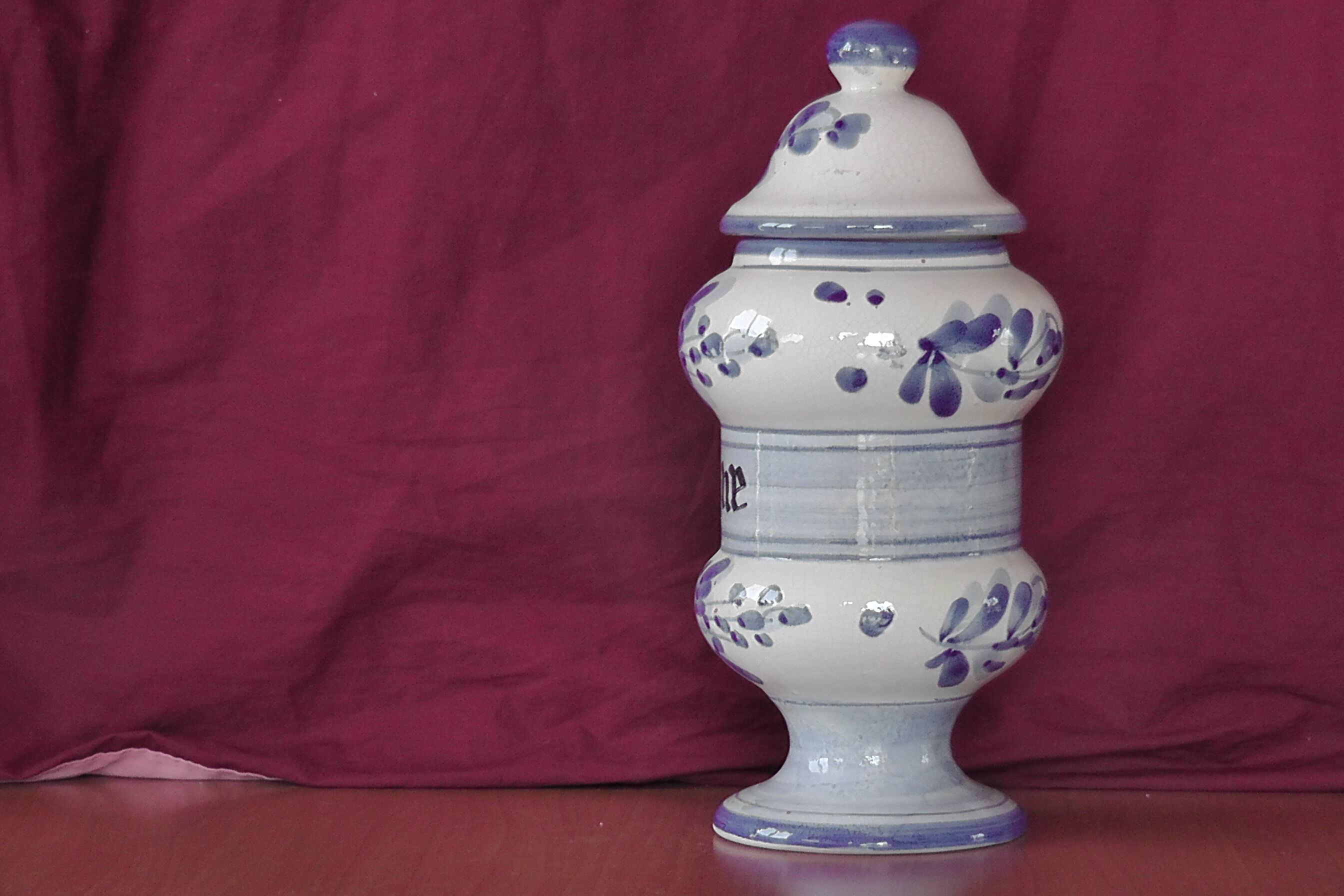 Apothecary pot pharmacy