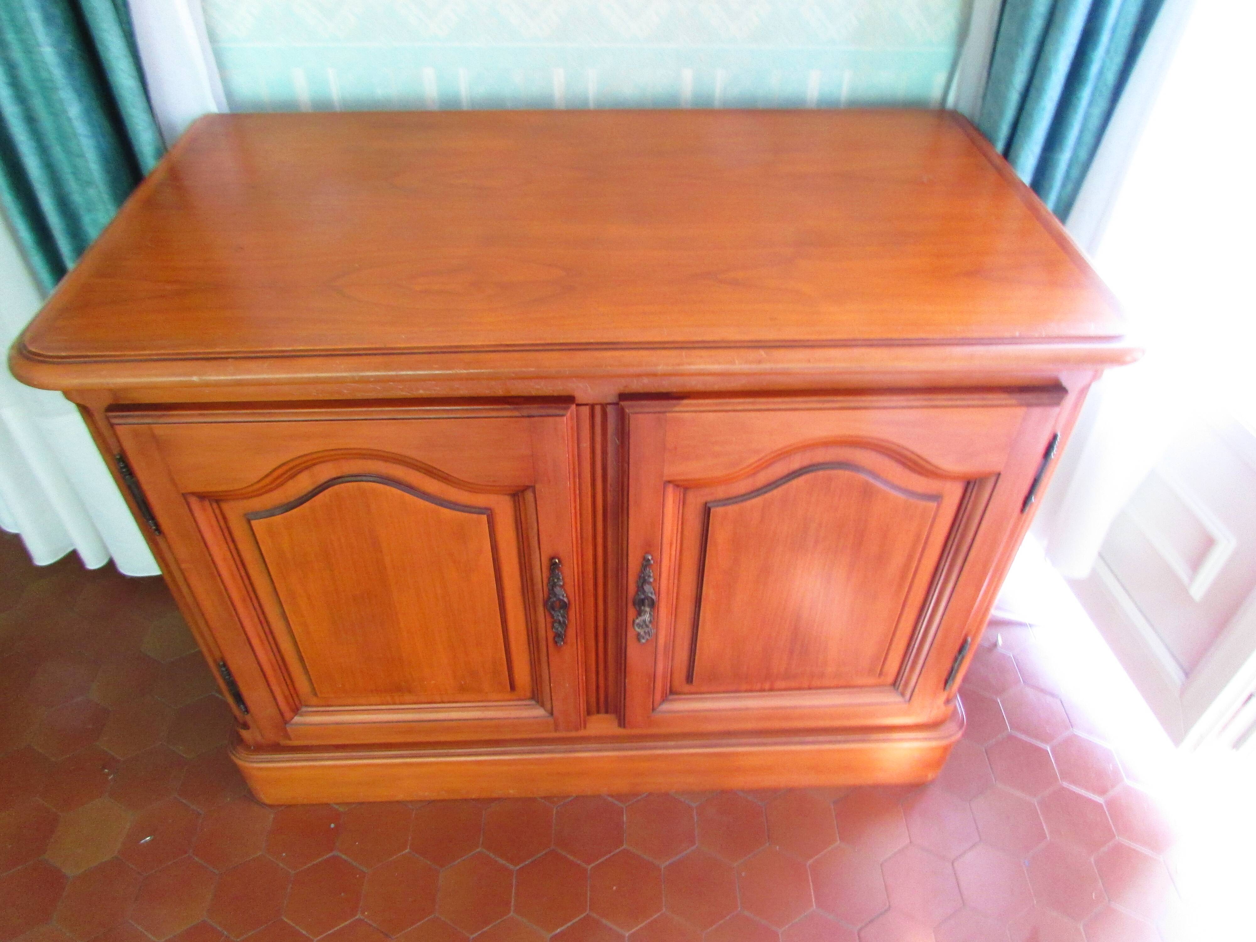 Louis Philippe style cherry wood bar buffet, 1980s